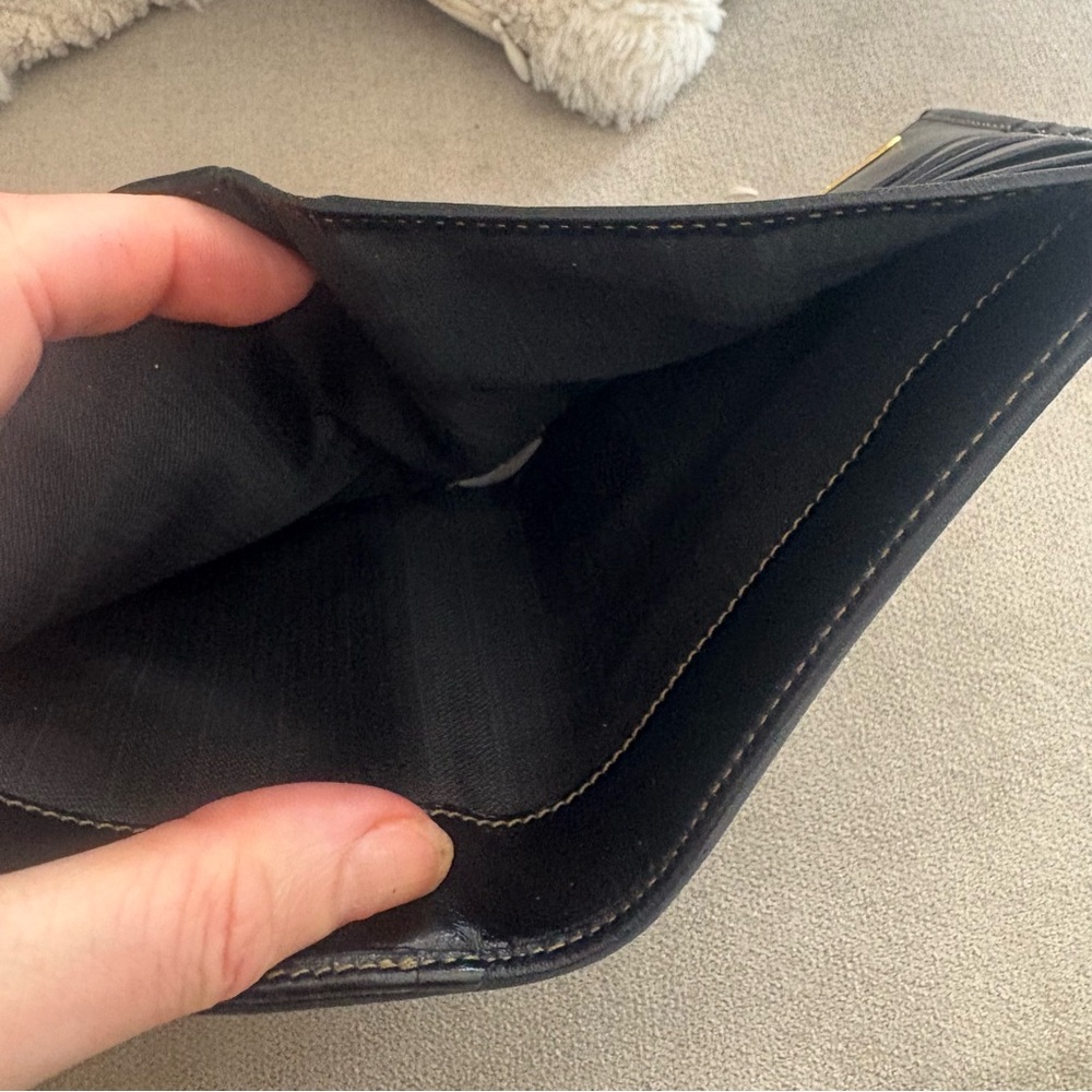 Fendi Black and Tan Striped Wallet - Picture 10 of 12